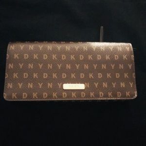 DKNY Large wallet